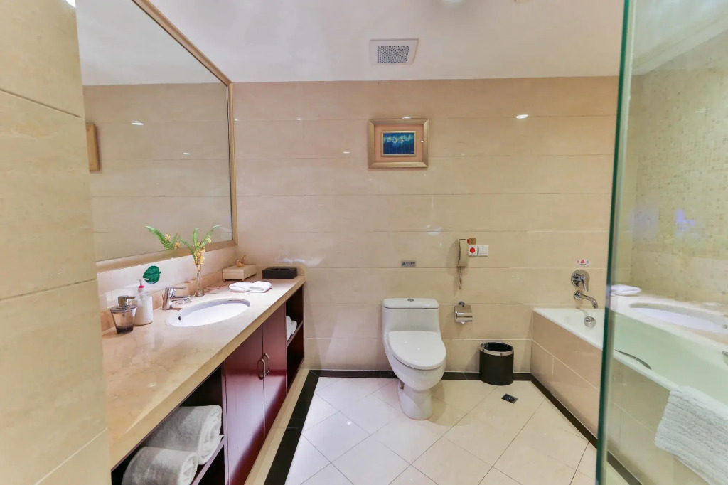Nade Hotel