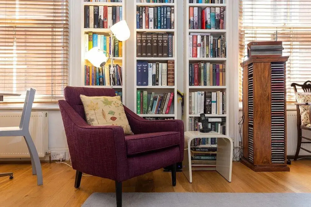 Spacious, Light-Filled 2 Bedroom Apartment