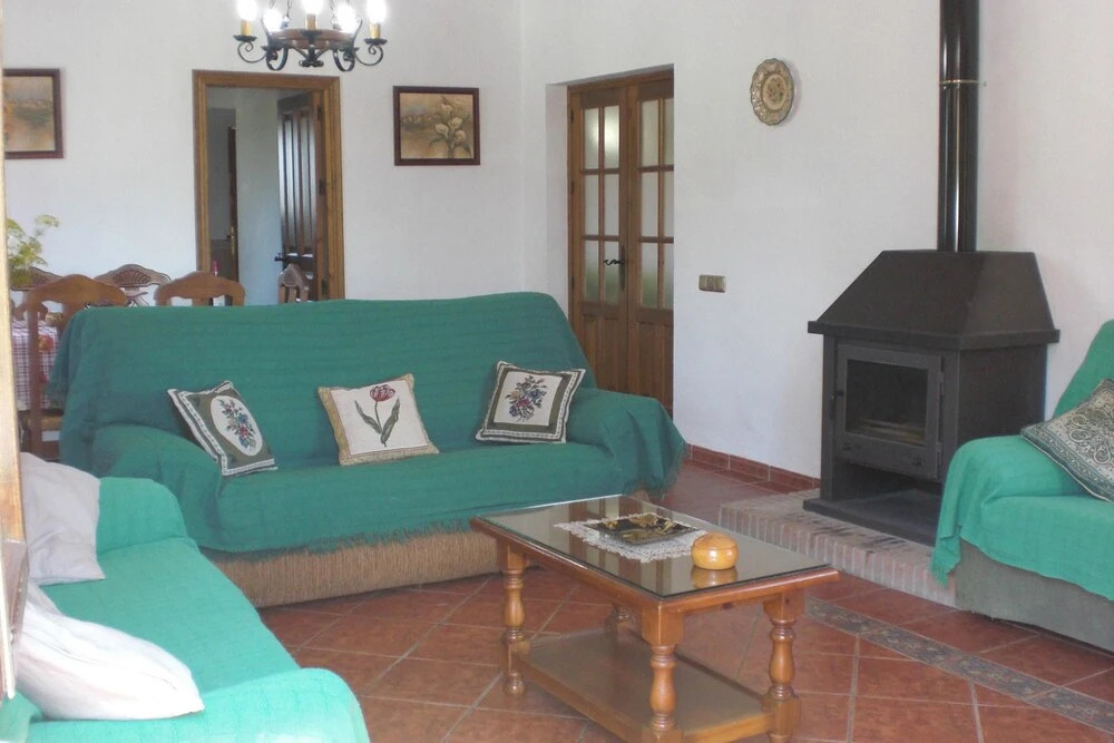 Villa With 3 Bedrooms in El Chorro, With Wonderful Mountain View, Priv