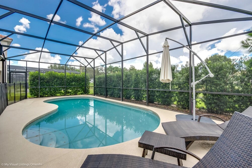 5196oa Luxury 6 Bedroom 5.5 Bath Home