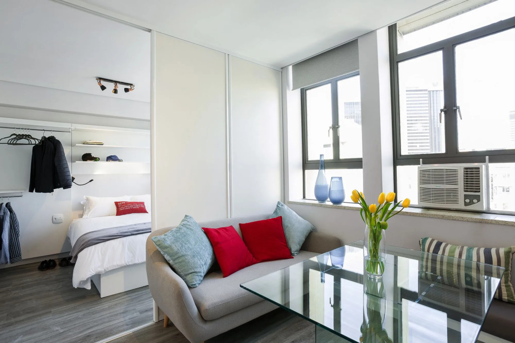 106 on Adderley Accommodation