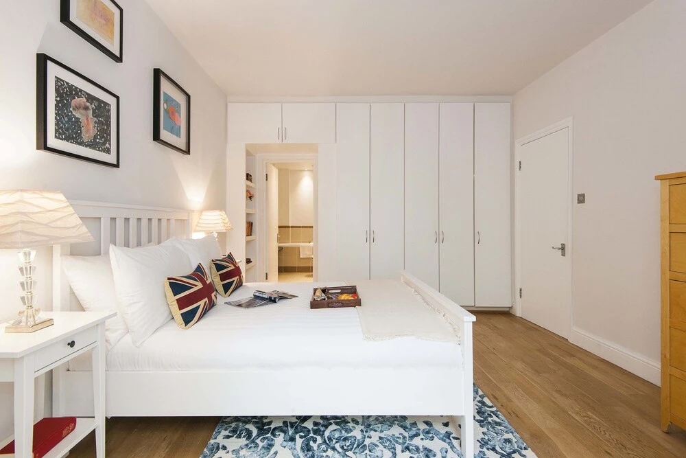 The Spacious Prince of Wales Apartment - CVO