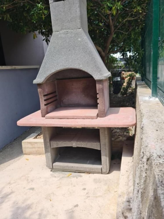 House Pine Tree
