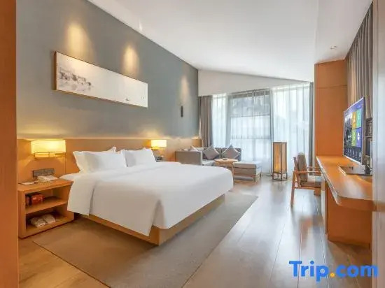 Yueshanhai·Shanxing Culture and Art Hotel (Guiyang Xiputuo Temple Spring Lake Park)
