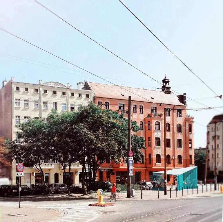 Słoneczna kamienica
