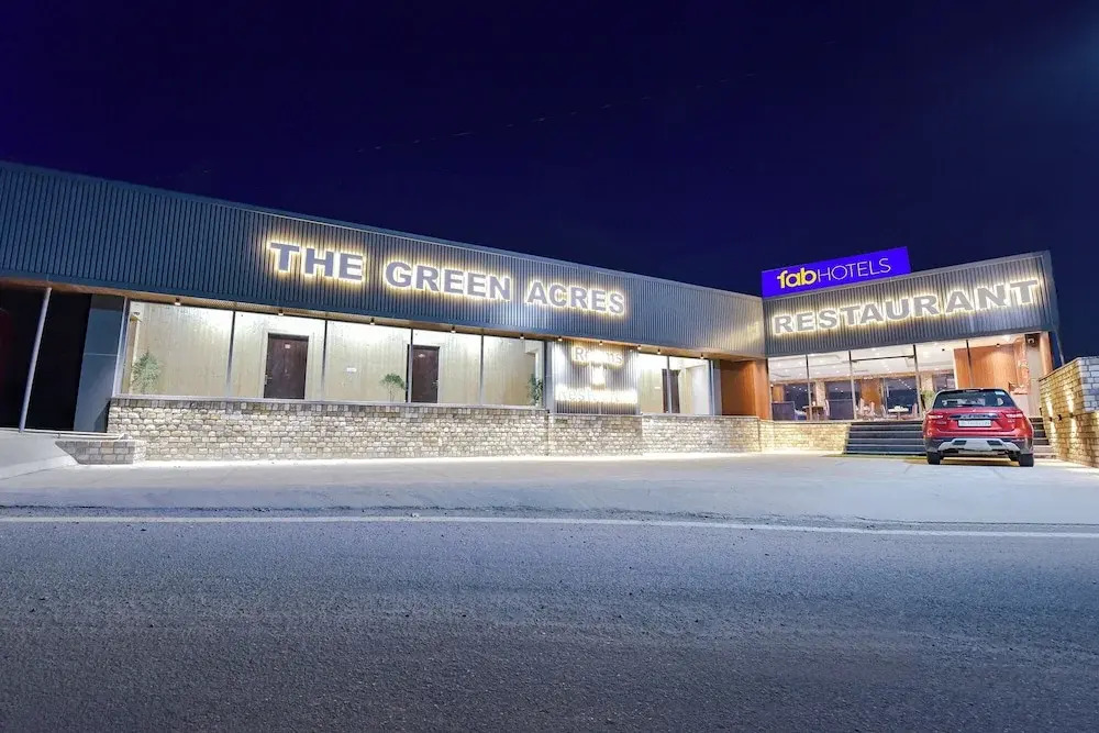 FabHotel Green Acres
