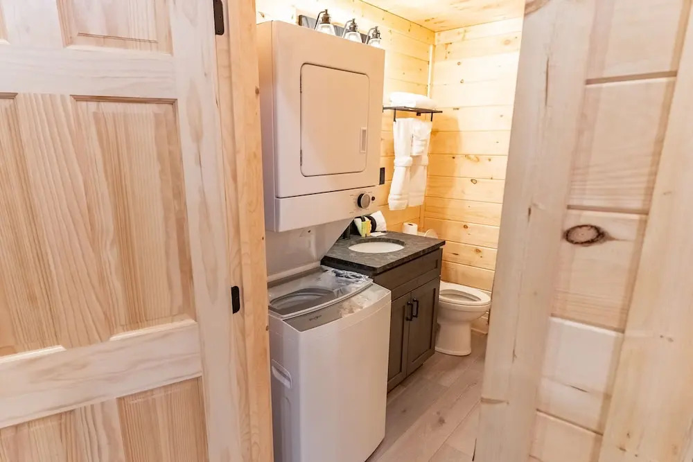 Brand New 2 bed 2 Bath Arcade Games Hot Tub