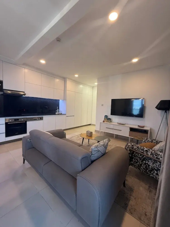 Kinville  Suites - Cantonment Living