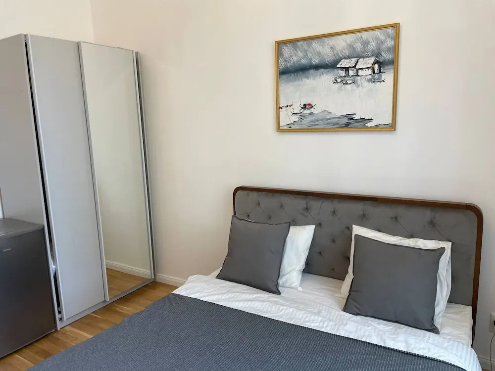 Apartment U Muzea and Vaclavske Namesti