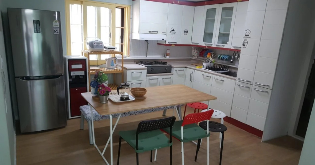 Kim's Family Guest House - Hostel