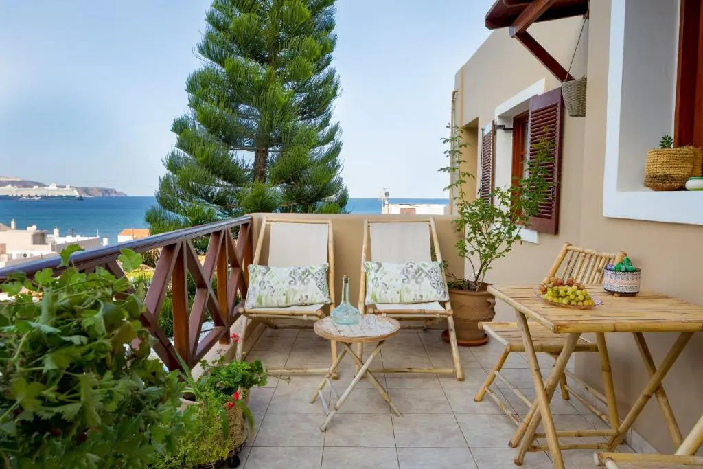 Avra Apartments