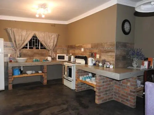 Apricity Inn