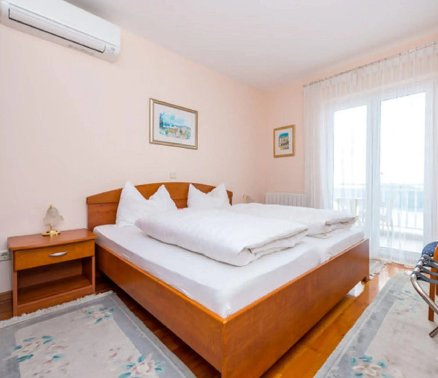 Rooms Raič