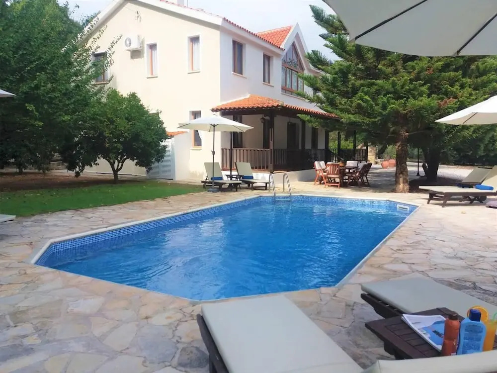 Remarkable 5-bed Villa in Miliou Village Paphos