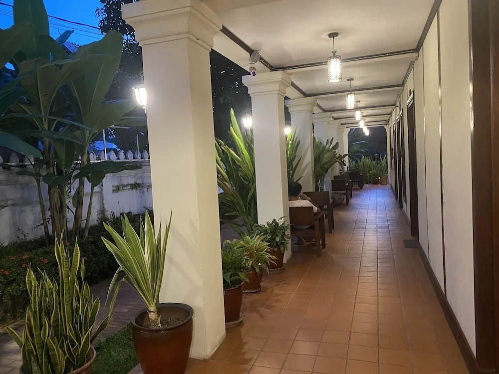 Luang PraBang Residence & Travel