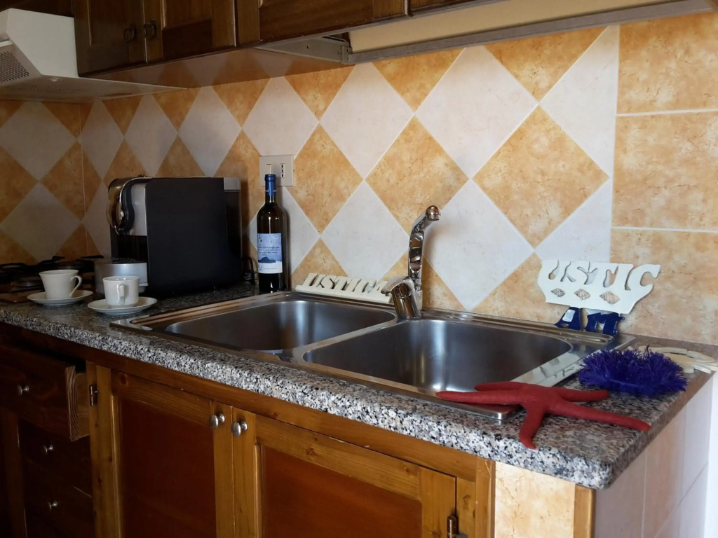 UsticaTour Apartments and Villas