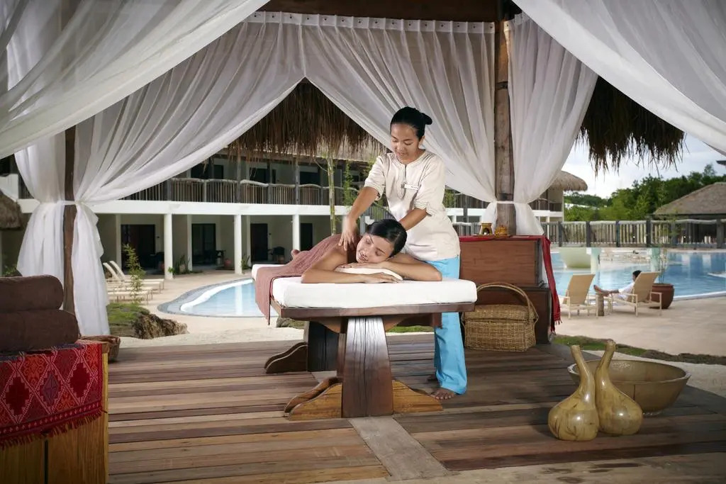 Bluewater Panglao Beach Resort