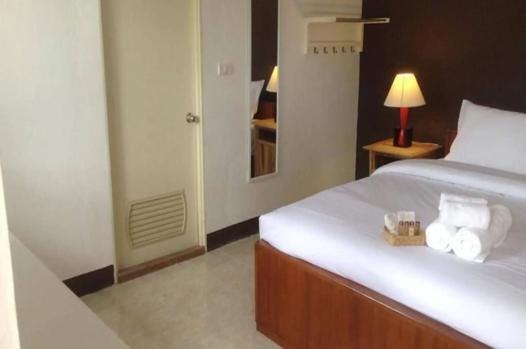 Space Ben Guest House @ Muangkao