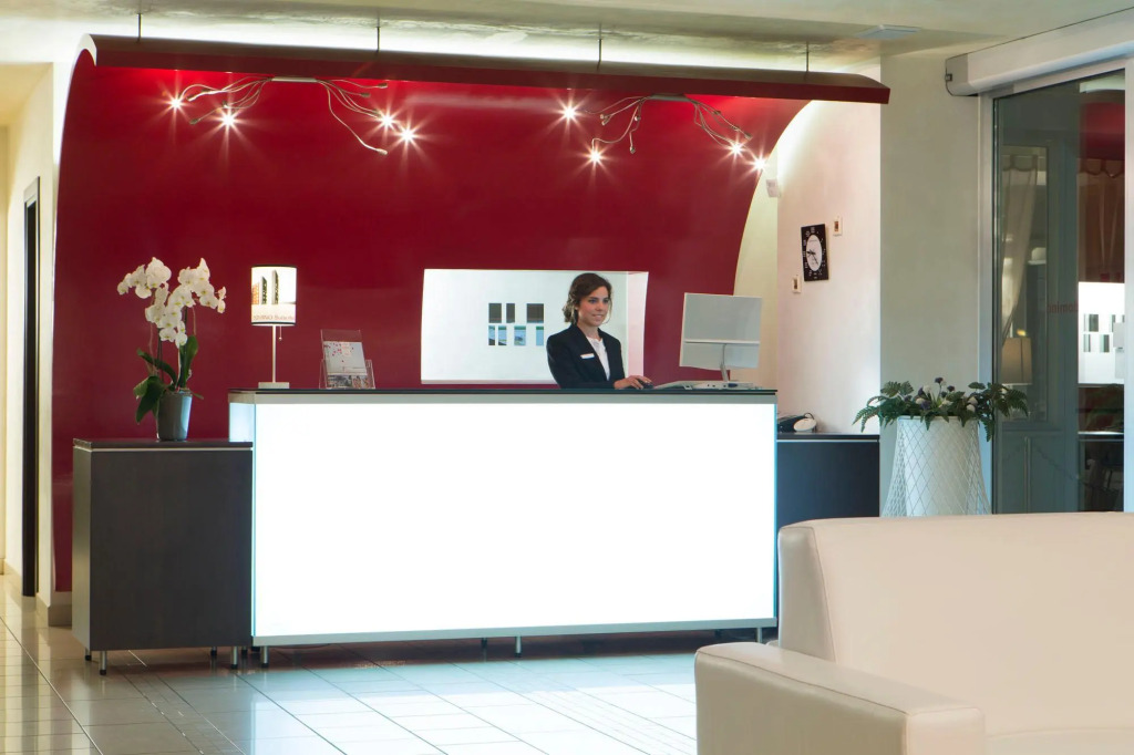 Domino Suite Hotel & Residence