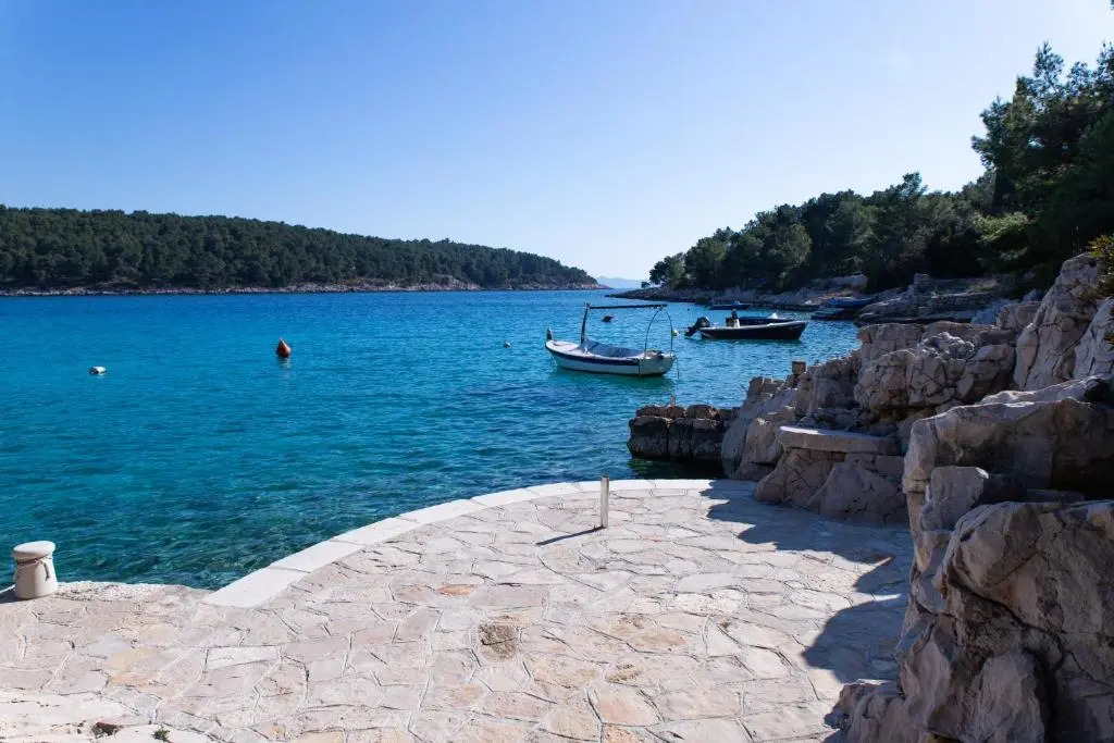Villa Sun Garden - 4 star villa, quiet bay, BBQ, 50m from the sea