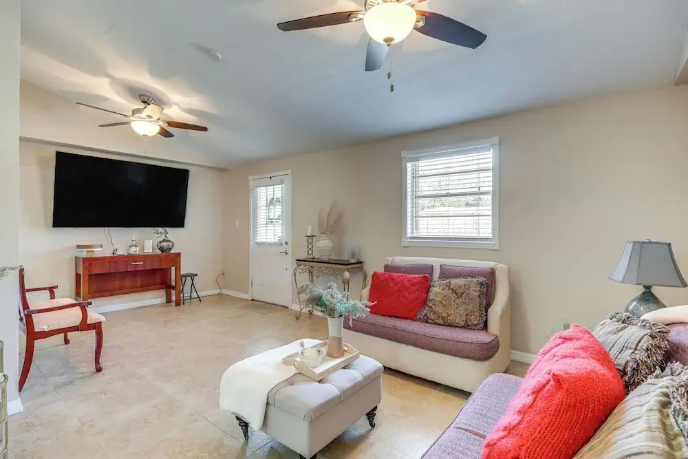Cozy Jacksonville Home ~ 12 Mi to Downtown!