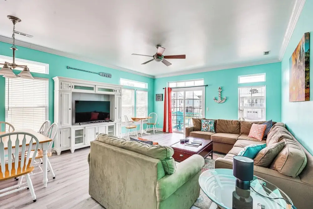 Calm Coastal Haven w/ 2 Balconies Near Beach