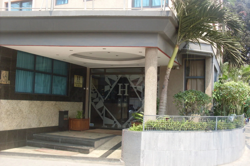 Golden Park Hotel