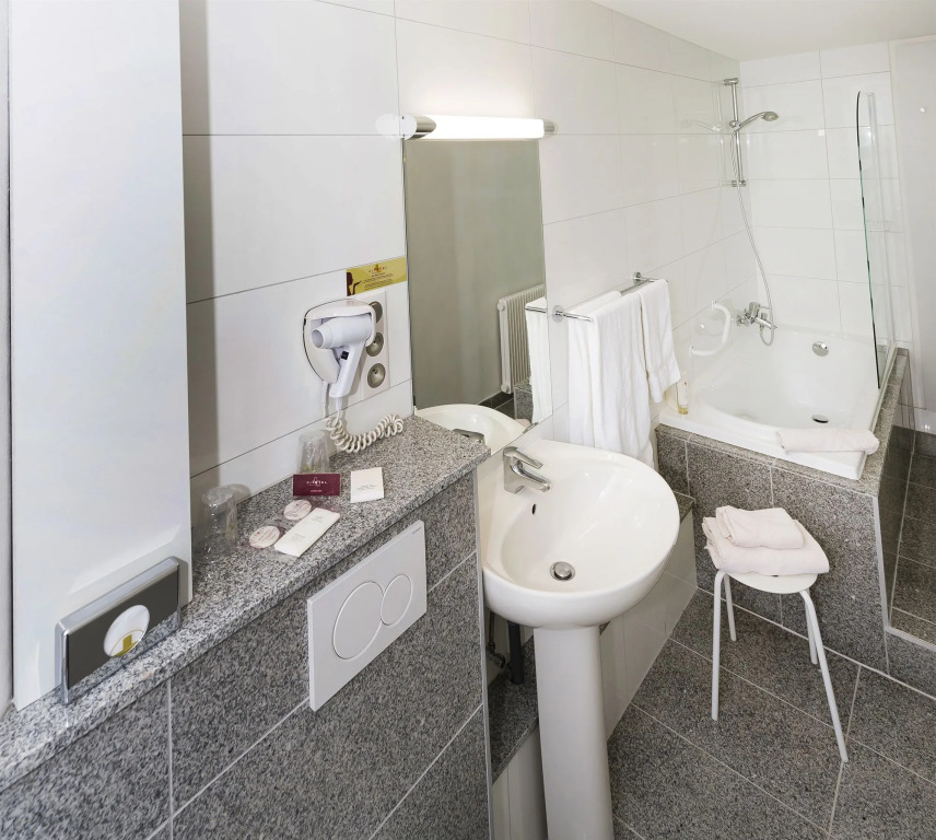 Berti Hotel - Mulhouse Centre Gare