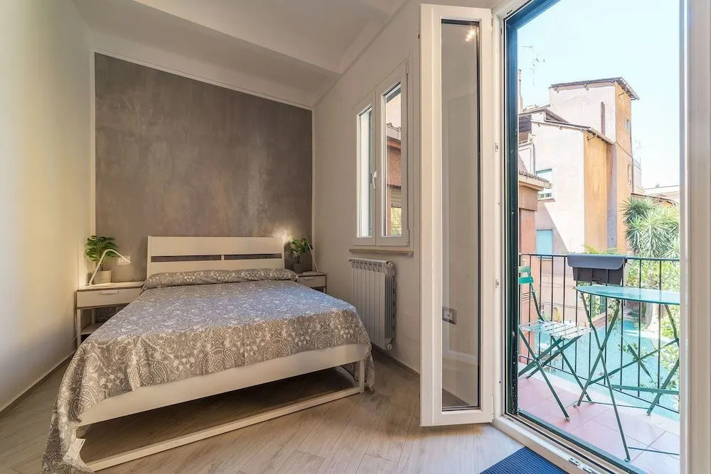 Santa Prassede Rooftop Terrace Studio
