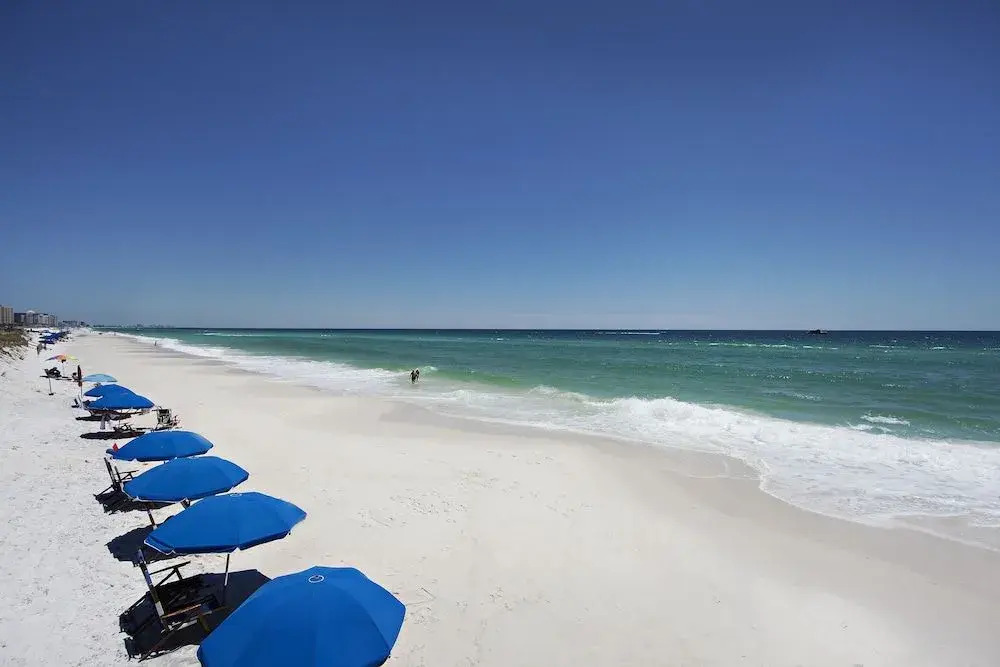 Gulf Shore Condo #303 - 1 Br condo by RedAwning