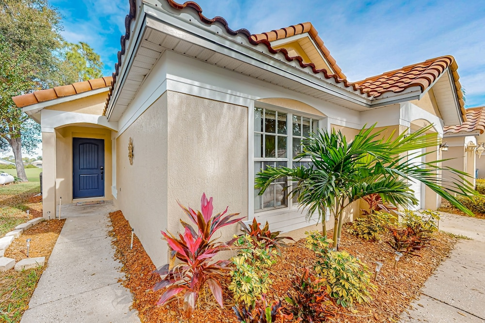Radiant Retreat With Private Pool, On-site Golf, Board Games, AC, & W/D