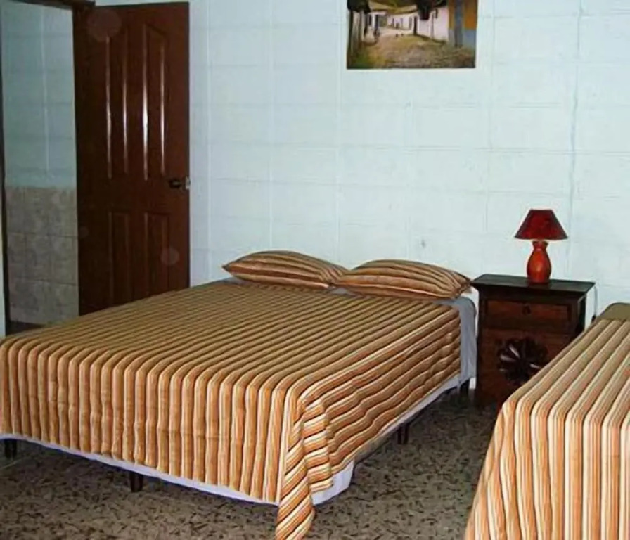 Guesthouse Dos Molinos B&B