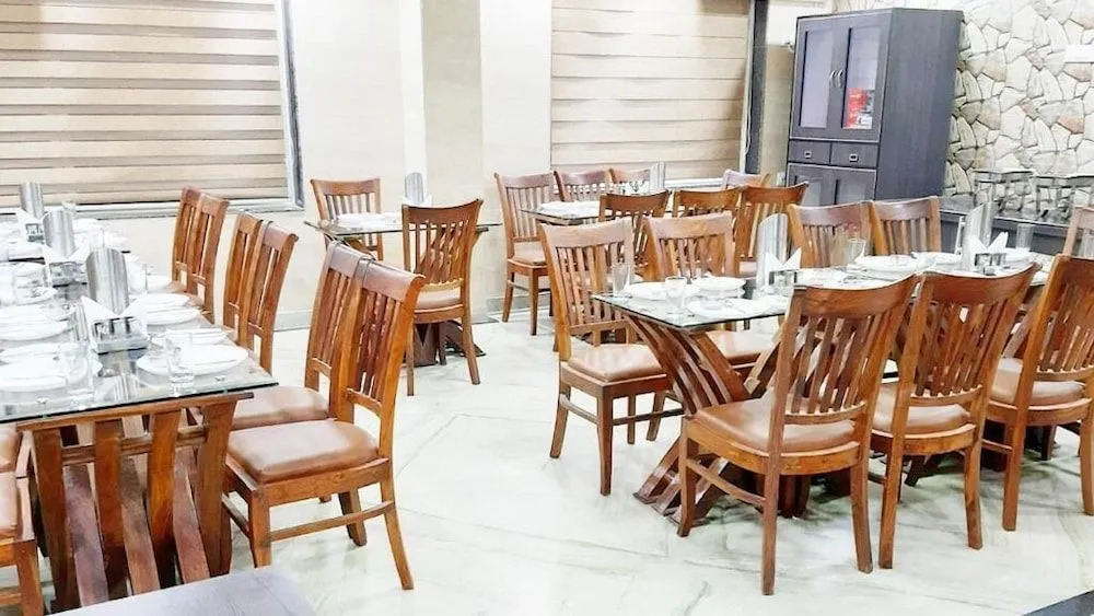 Hotel Chintpurni