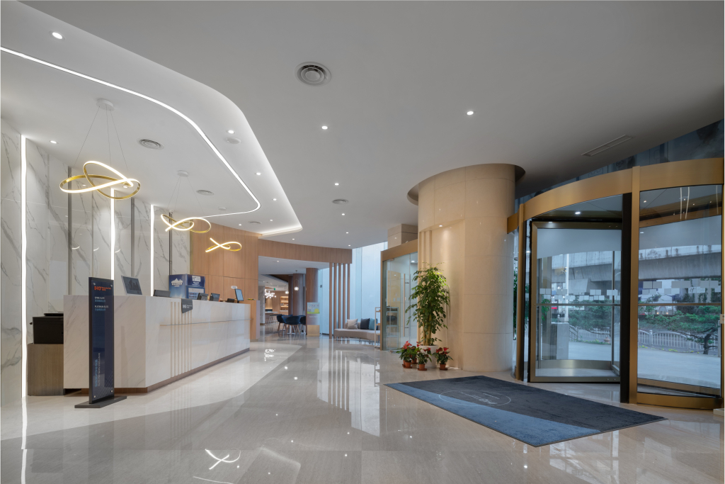 Holiday Inn Express Shanghai Jinqiao Central by IHG