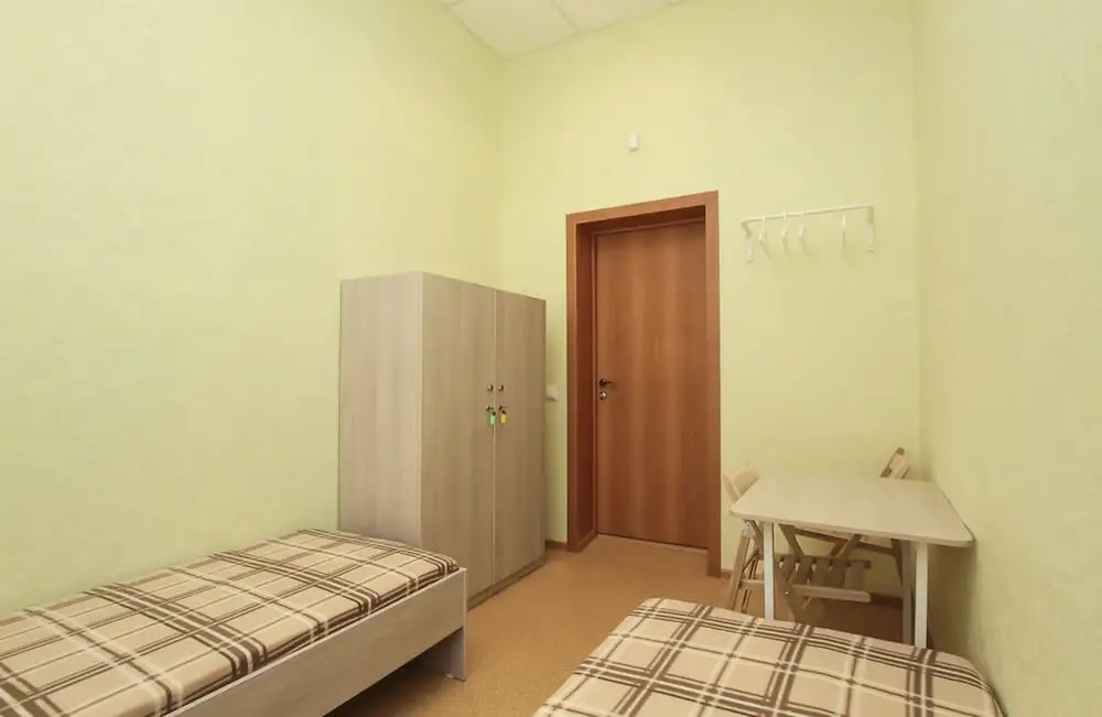 Adres Hostel