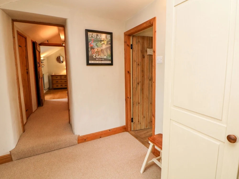 Kempshill Cottage