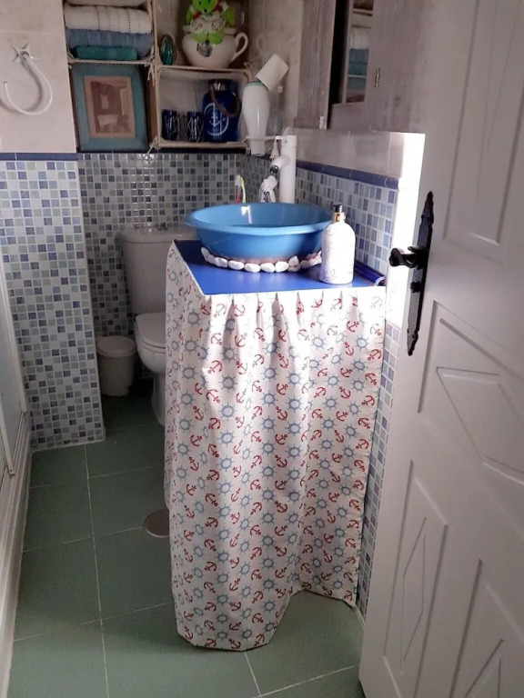 House With 2 Bedrooms in Arcos de la Frontera, With Wonderful Lake View and Furnished Terrace Near the Beach