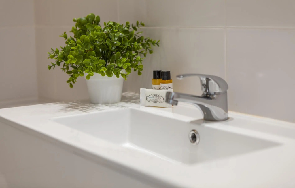 B48 - Olive Tree Street 2 Bed Apartement