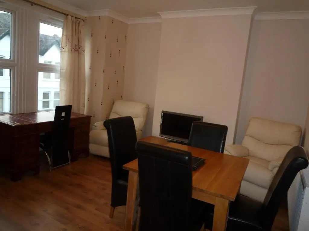 Boundary Road, 1 Bedroom & 2 Bedroom Flats