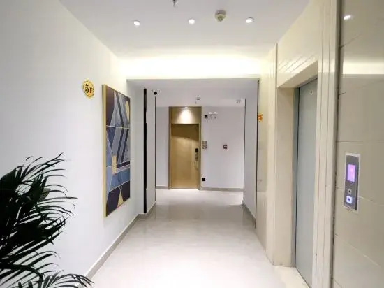 Xilinger Hotel ( Dongxing Hezhou Road)