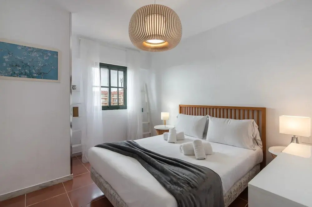 Sea-view Apartment for 7