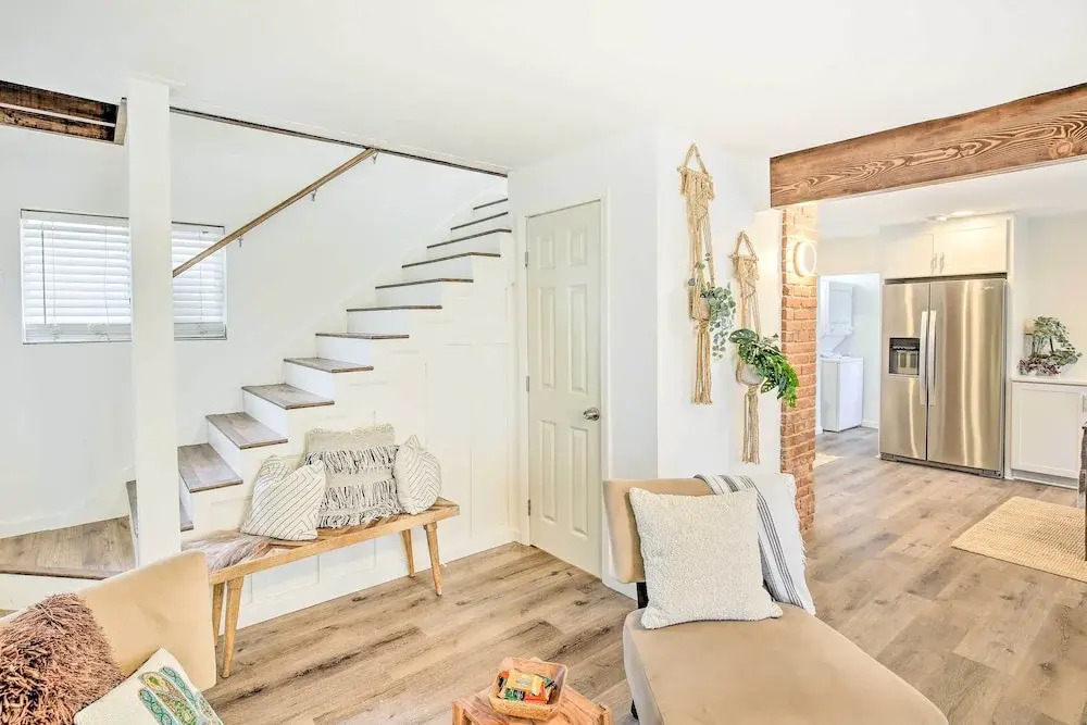 Super Walkable! Historic Home in Dtwn Long Beach