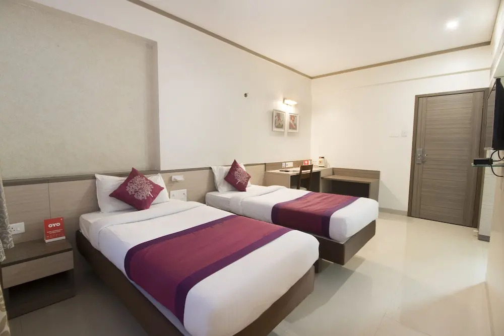 OYO 3716 Hotel Kapil Residency