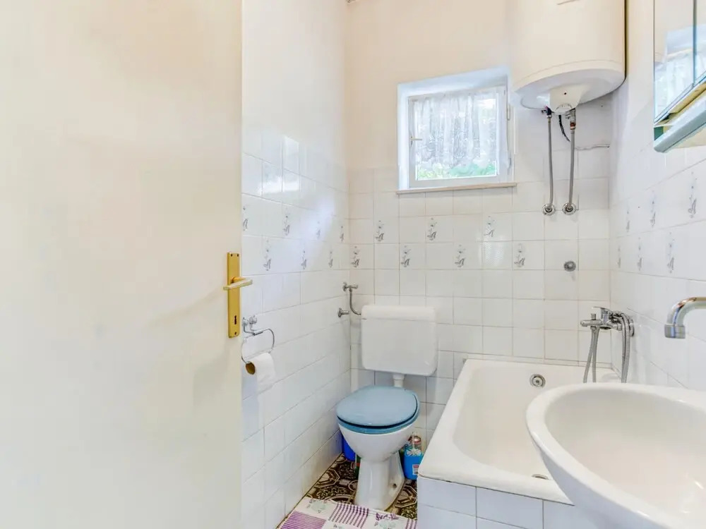 Apartment in Brodarica near Beach
