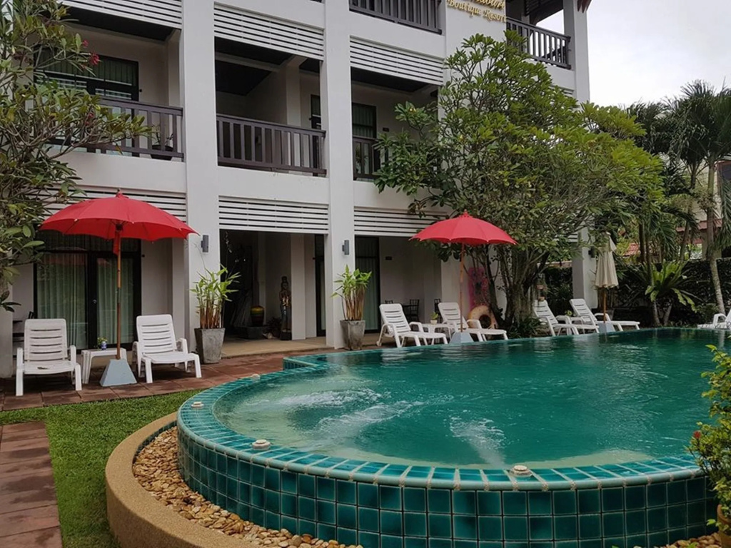 Phuket Monaburi Boutique Hotel