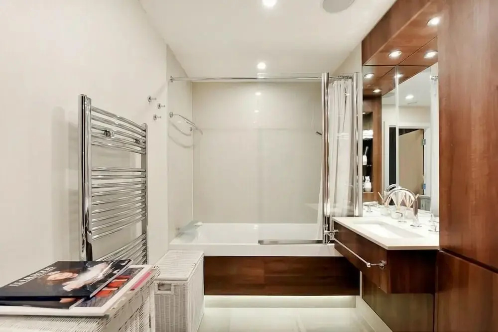 Luxury City Apartment in London Battersea Reach