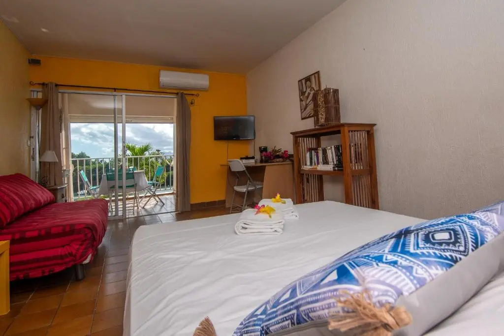 Studio, Piscine Et Vue Mer A La Marina