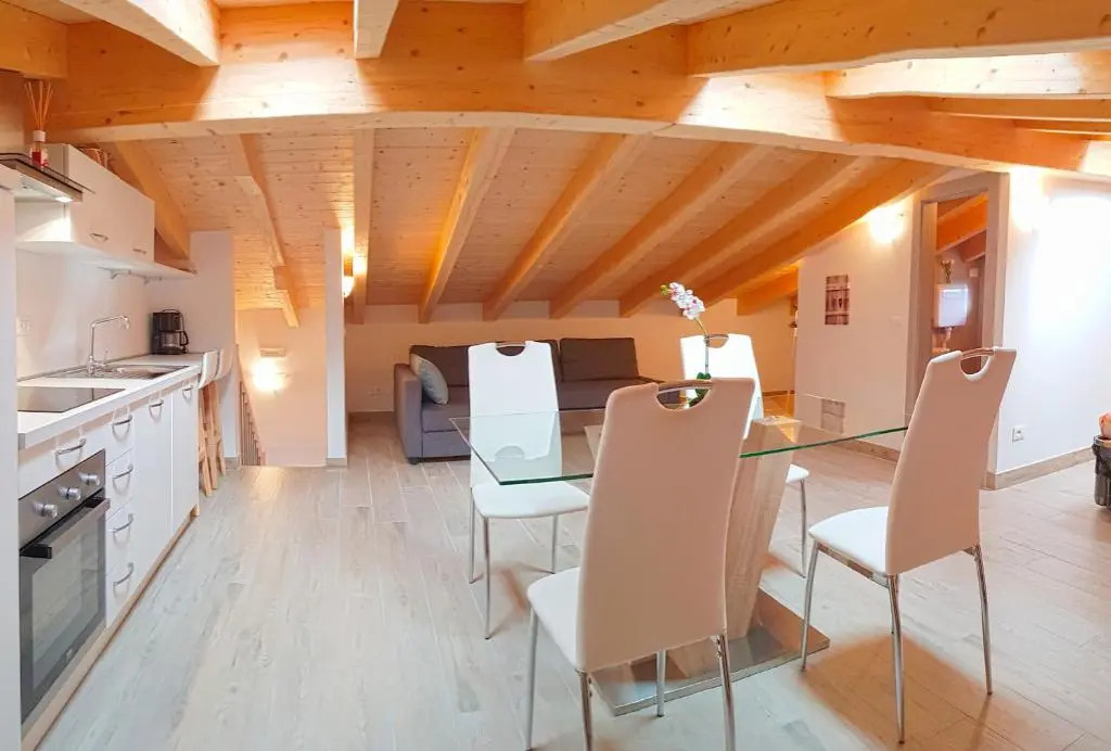 Casa Gina & Melape Garden and Solarium by Gardadomusmea