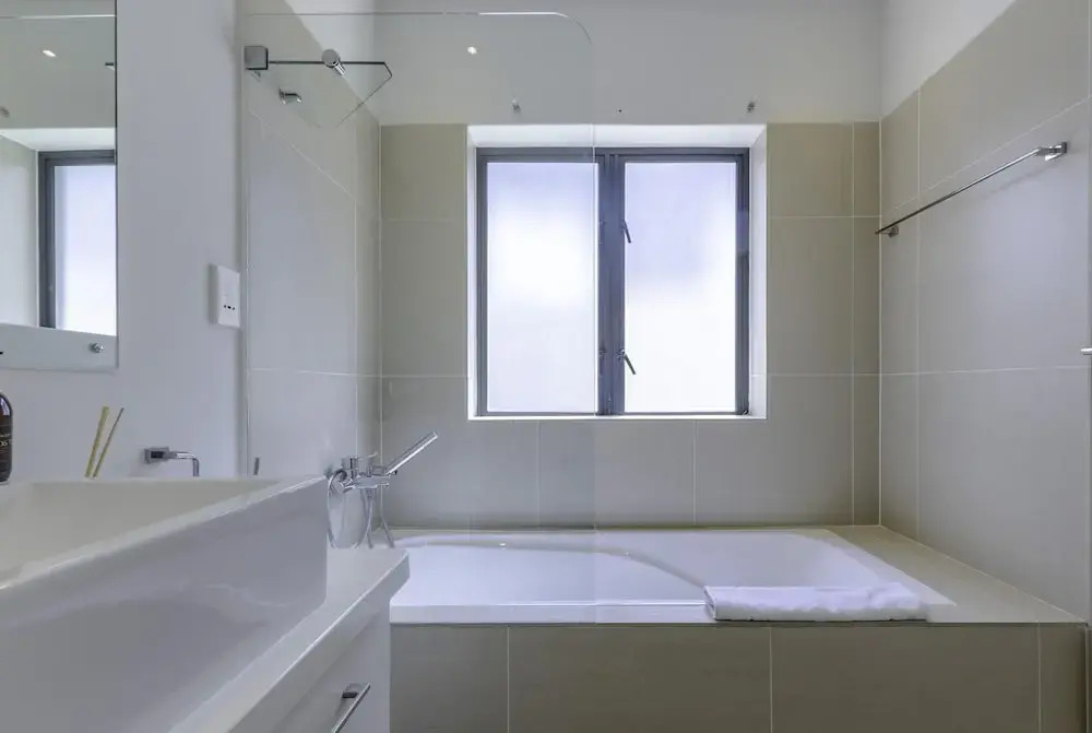 Newly Renovated 3 bed Apartment With Splashpool - 2283