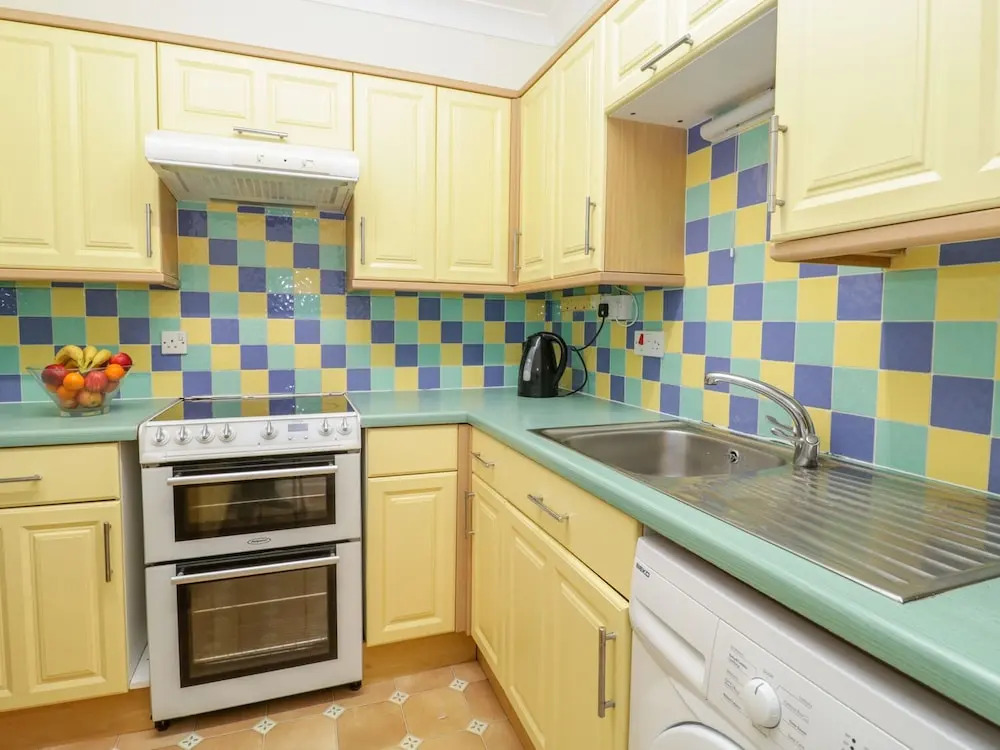 7 Richmond Lodge